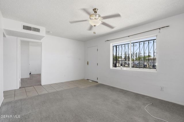 496 TELOP Road, El Paso, TX 79927