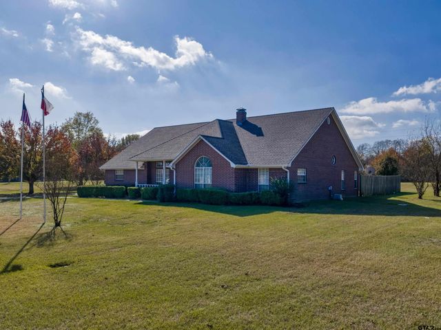 15099 Fargo Dr., Chandler, TX 75758