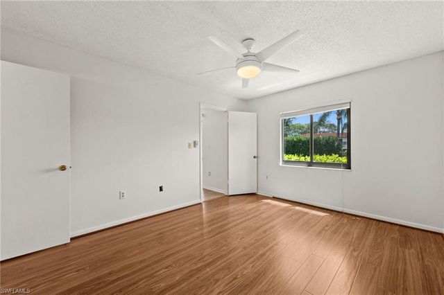 4251 27th CT SW 104, Naples, FL 34116