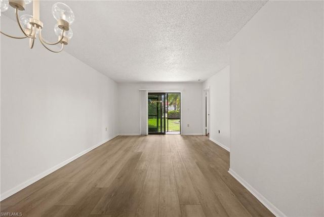 4251 27th CT SW 104, Naples, FL 34116