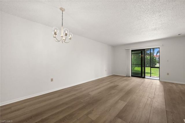4251 27th CT SW 104, Naples, FL 34116