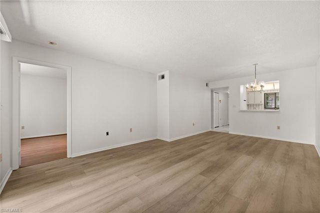 4251 27th CT SW 104, Naples, FL 34116
