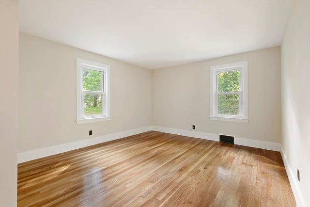 12 Cedar Ave, Millbury, MA 01527