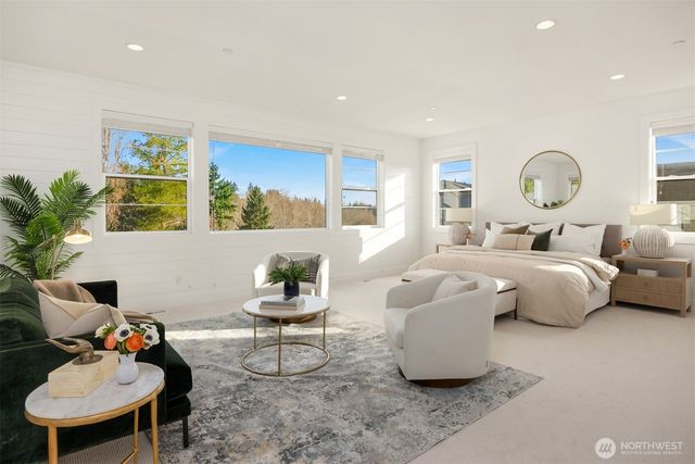 8711 NE Winslow Grove Court, Bainbridge Island, WA 98110