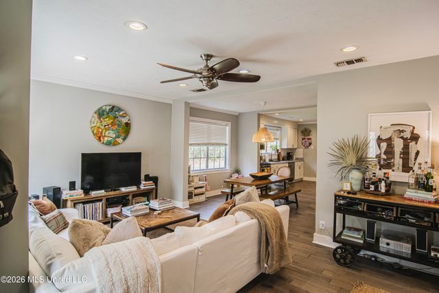 1704 Laurel Street, Jackson, MS 39202