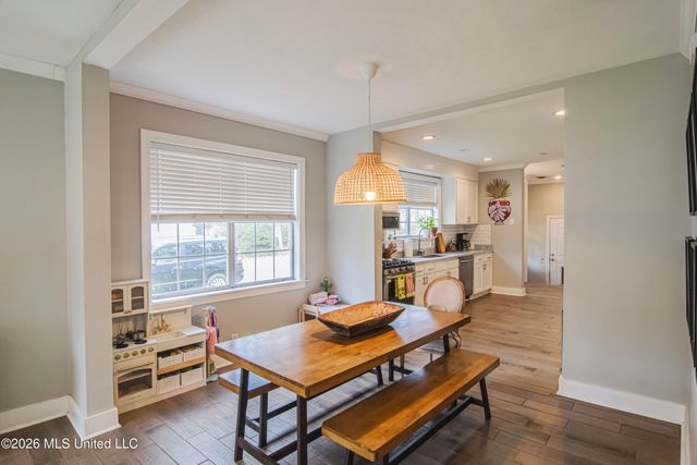 1704 Laurel Street, Jackson, MS 39202