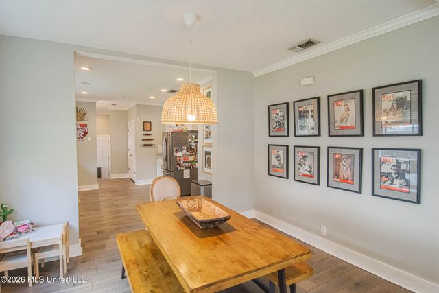 1704 Laurel Street, Jackson, MS 39202