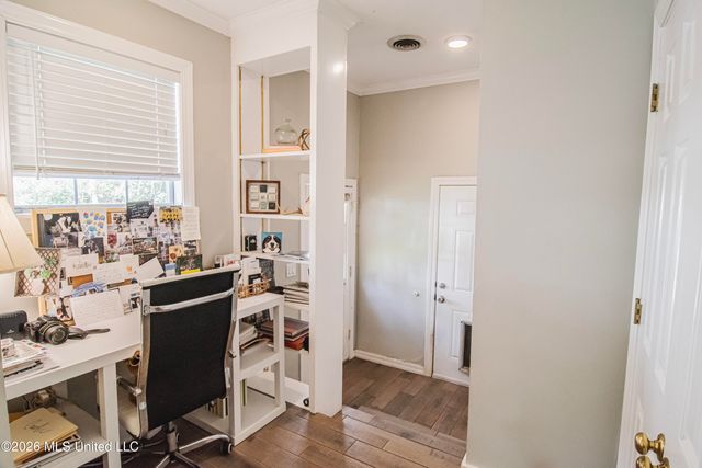 1704 Laurel Street, Jackson, MS 39202