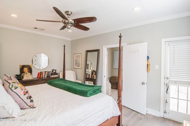 1704 Laurel Street, Jackson, MS 39202