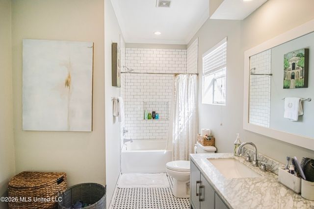 1704 Laurel Street, Jackson, MS 39202