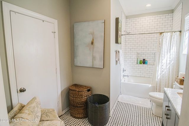 1704 Laurel Street, Jackson, MS 39202