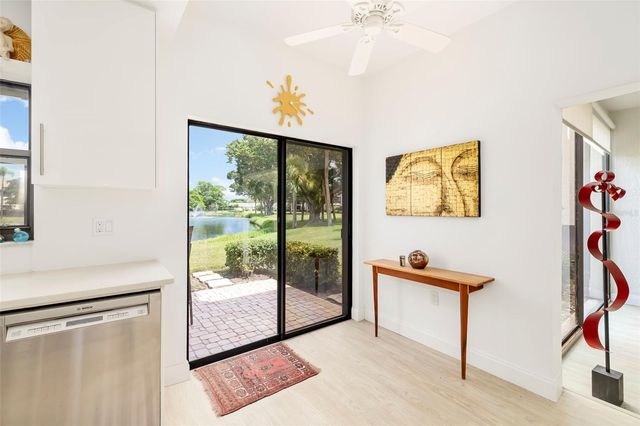 5239 HERON WAY 102, Sarasota, FL 34231