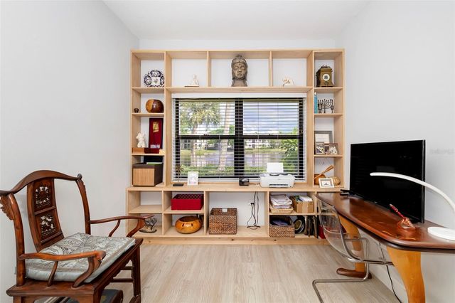 5239 HERON WAY 102, Sarasota, FL 34231