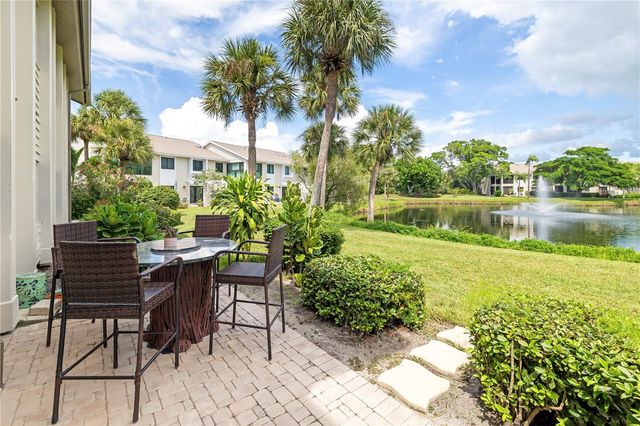 5239 HERON WAY 102, Sarasota, FL 34231