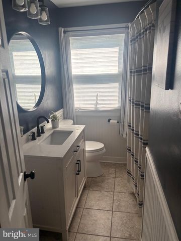 3813 MORROW DR, Bensalem, PA 19020
