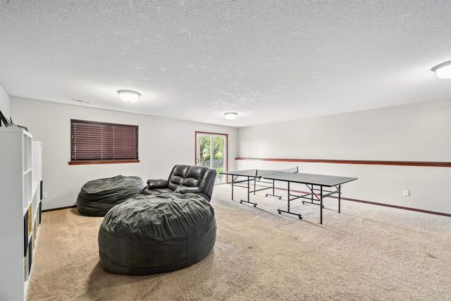 802 W Slate St, Andover, KS 67002