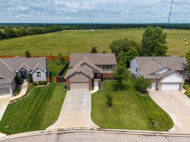 802 W Slate St, Andover, KS 67002