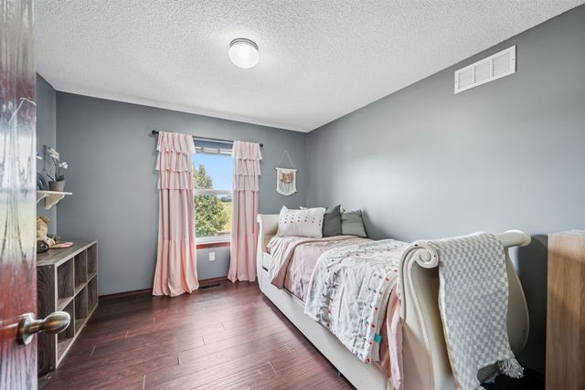 802 W Slate St, Andover, KS 67002