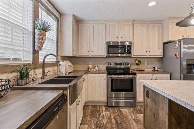 801 Waterway Dr., North Myrtle Beach, SC 29582