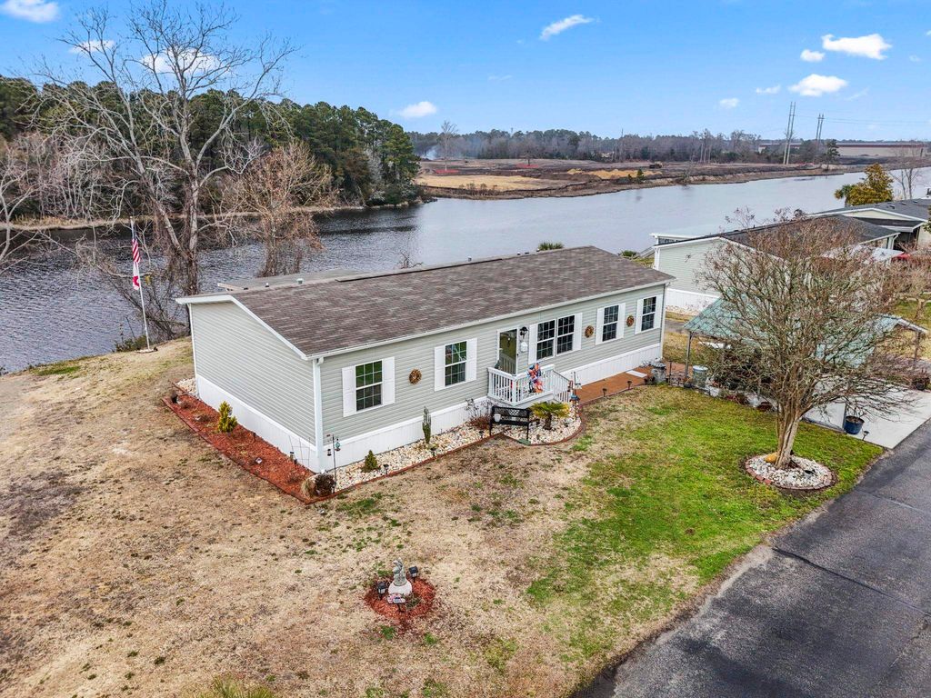 801 Waterway Dr., North Myrtle Beach, SC 29582