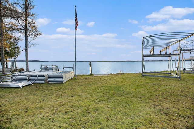 8120 Westview Drive, Milton Twp, MI 49676