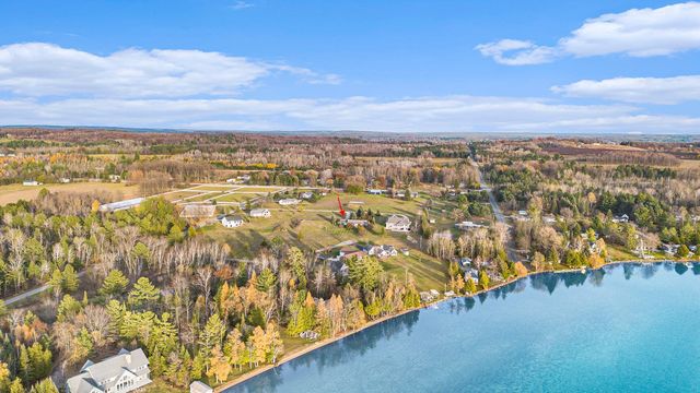 8120 Westview Drive, Milton Twp, MI 49676