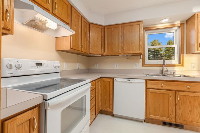 8120 Westview Drive, Milton Twp, MI 49676