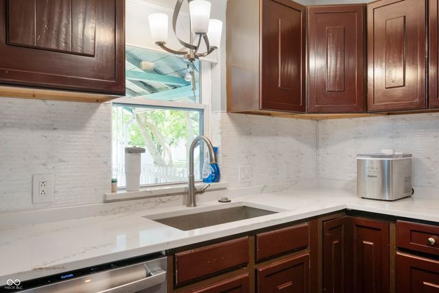 2618 High Street, New Castle, IN 47362