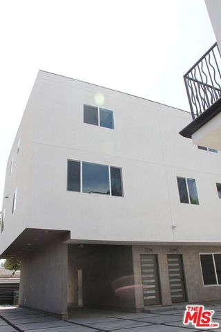 5242 Tilden Avenue 5244, Los Angeles, CA 91401