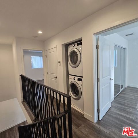 5242 Tilden Avenue 5244, Los Angeles, CA 91401