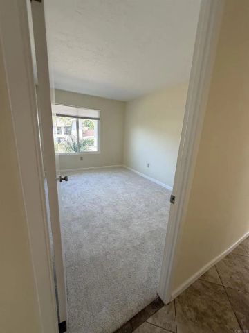 13849 Olive Park, Poway, CA 92064
