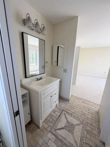 13849 Olive Park, Poway, CA 92064