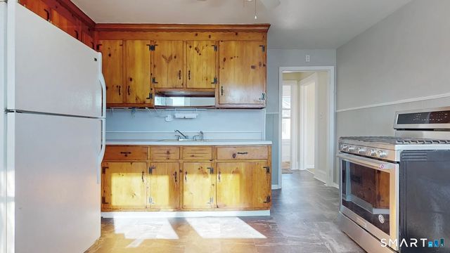 150 Adams Street, Stratford, CT 06615