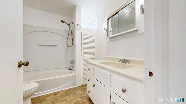 150 Adams Street, Stratford, CT 06615