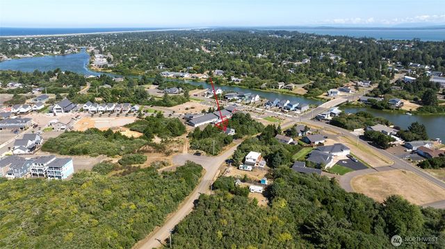 1045 Tonquin Avenue SW, Ocean Shores, WA 98569