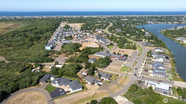 1045 Tonquin Avenue SW, Ocean Shores, WA 98569