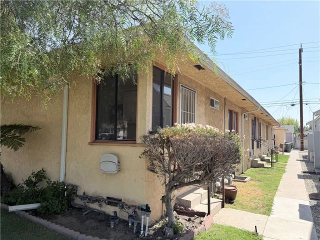 1340 N Buena Vista Street A, Burbank, CA 91505