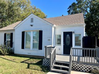 2148 Brookfield Avenue A, Dallas, TX 75235