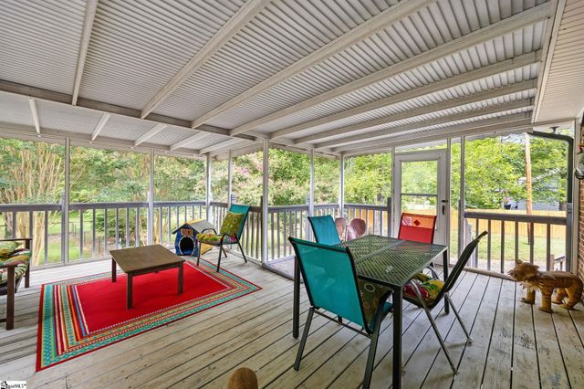 20 Driftwood Lane, Taylors, SC 29687