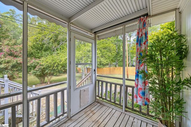 20 Driftwood Lane, Taylors, SC 29687