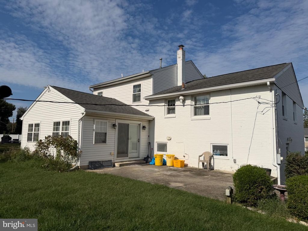 567 MADDOCK RD, SPRINGFIELD, PA 19064 — photo 2