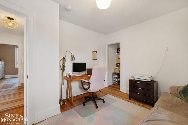 1108 Wayburn Street, Grosse Pointe Park, MI 48230