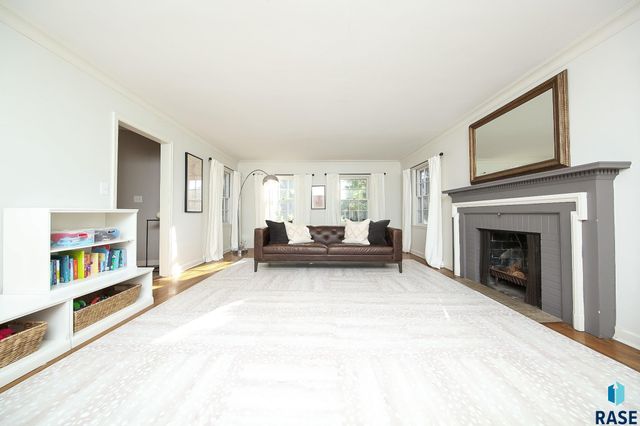 2209 S Main Ave Avenue, Sioux Falls, SD 57105