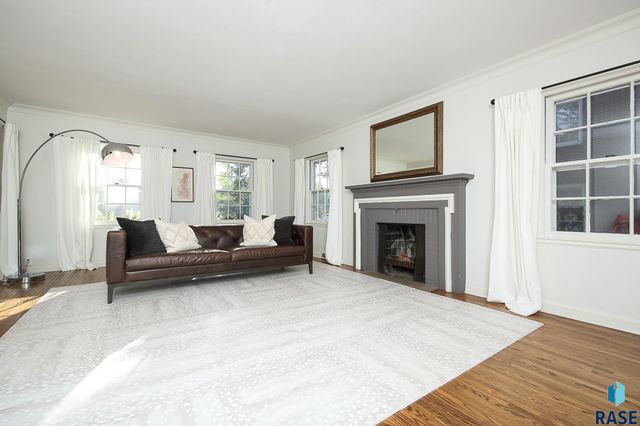 2209 S Main Ave Avenue, Sioux Falls, SD 57105