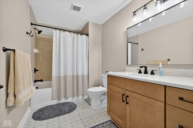 117 Royal Pine Lane, Cicero, IN 46034