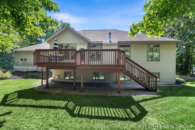 3000 Foxboro Lane, Park Twp, MI 49424