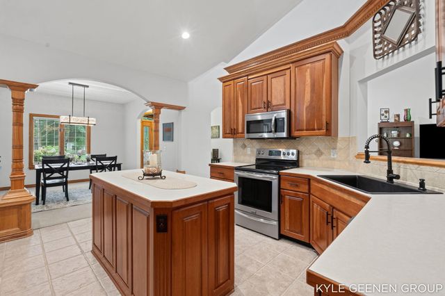 3000 Foxboro Lane, Park Twp, MI 49424