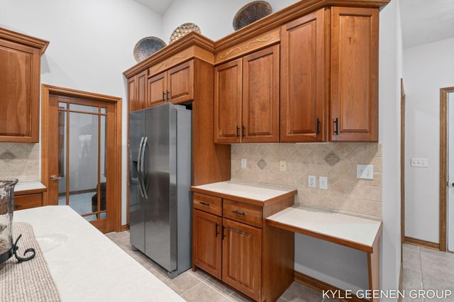 3000 Foxboro Lane, Park Twp, MI 49424