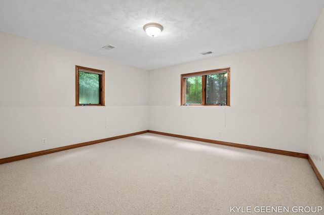 3000 Foxboro Lane, Park Twp, MI 49424