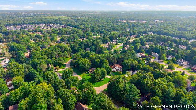3000 Foxboro Lane, Park Twp, MI 49424